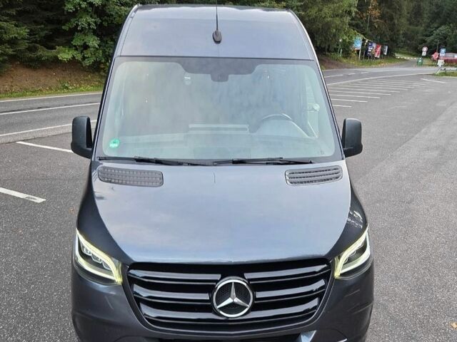 Серый Мерседес Sprinter, объемом двигателя 2.99 л и пробегом 240 тыс. км за 50000 $, фото 1 на Automoto.ua
