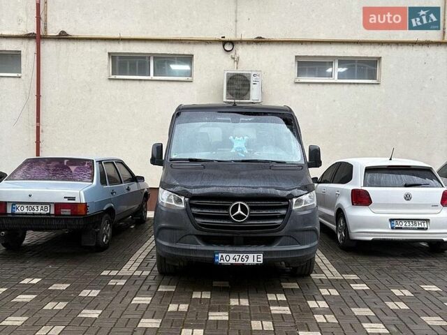 Серый Мерседес Sprinter, объемом двигателя 2.2 л и пробегом 270 тыс. км за 35400 $, фото 1 на Automoto.ua
