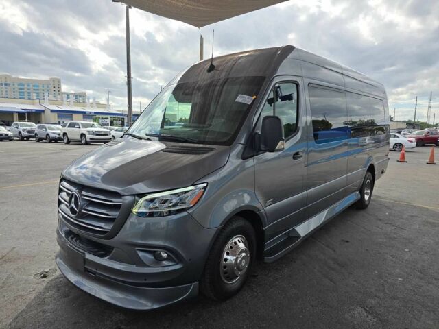 Сірий Мерседес Sprinter, об'ємом двигуна 2 л та пробігом 5 тис. км за 35000 $, фото 1 на Automoto.ua