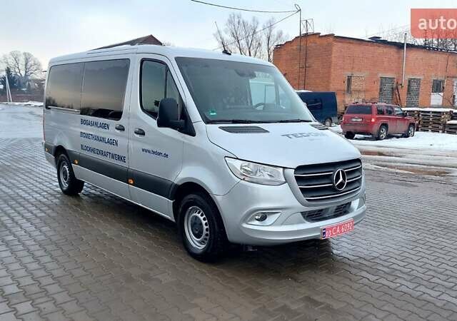Серый Мерседес Sprinter, объемом двигателя 2 л и пробегом 22 тыс. км за 35194 $, фото 1 на Automoto.ua