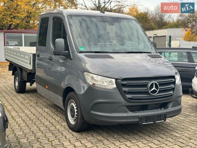 Серый Мерседес Sprinter, объемом двигателя 3 л и пробегом 401 тыс. км за 24284 $, фото 1 на Automoto.ua