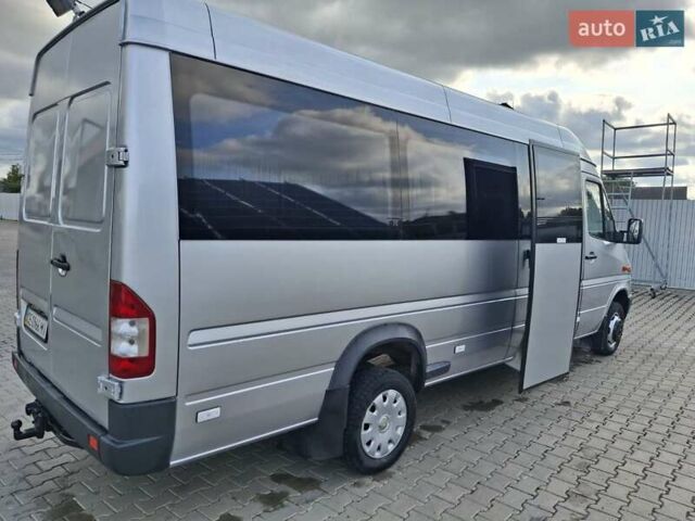 Серый Мерседес Sprinter, объемом двигателя 2.15 л и пробегом 253 тыс. км за 16300 $, фото 1 на Automoto.ua