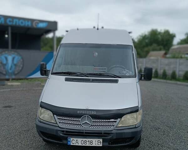 Сірий Мерседес Sprinter, об'ємом двигуна 2.15 л та пробігом 750 тис. км за 14500 $, фото 1 на Automoto.ua