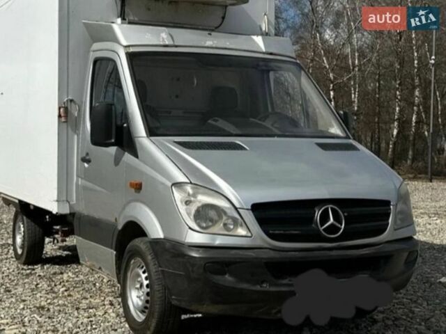 Серый Мерседес Sprinter, объемом двигателя 2.14 л и пробегом 382 тыс. км за 9600 $, фото 1 на Automoto.ua