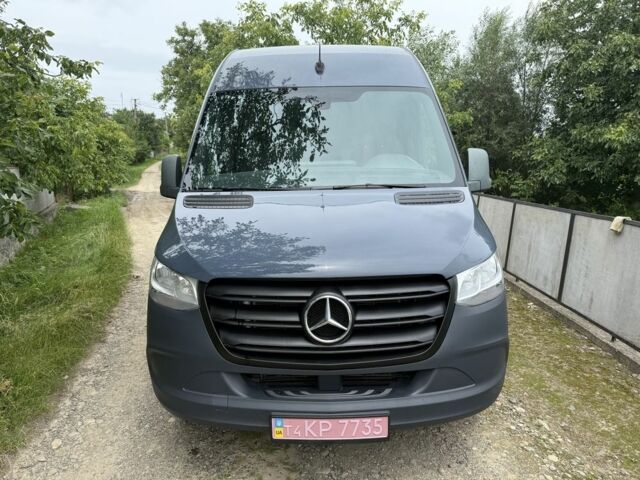 Серый Мерседес Sprinter, объемом двигателя 3 л и пробегом 290 тыс. км за 27300 $, фото 1 на Automoto.ua