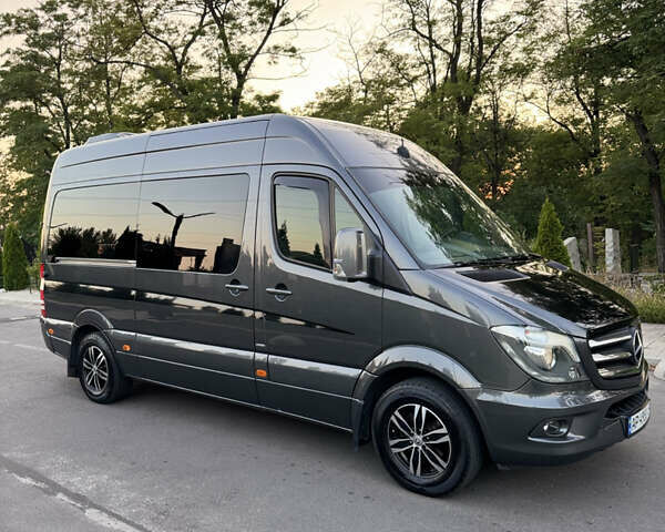 Сірий Мерседес Sprinter, об'ємом двигуна 2.14 л та пробігом 325 тис. км за 30000 $, фото 1 на Automoto.ua
