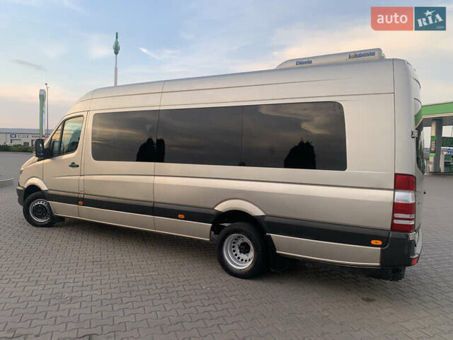 Серый Мерседес Sprinter, объемом двигателя 2.99 л и пробегом 800 тыс. км за 40000 $, фото 1 на Automoto.ua