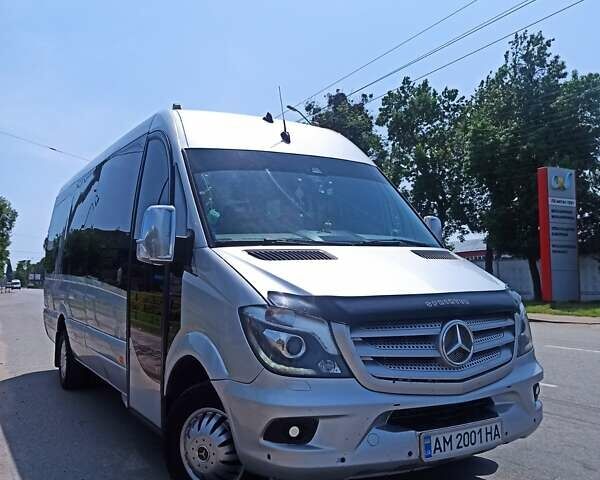 Серый Мерседес Sprinter, объемом двигателя 2.14 л и пробегом 760 тыс. км за 49500 $, фото 1 на Automoto.ua