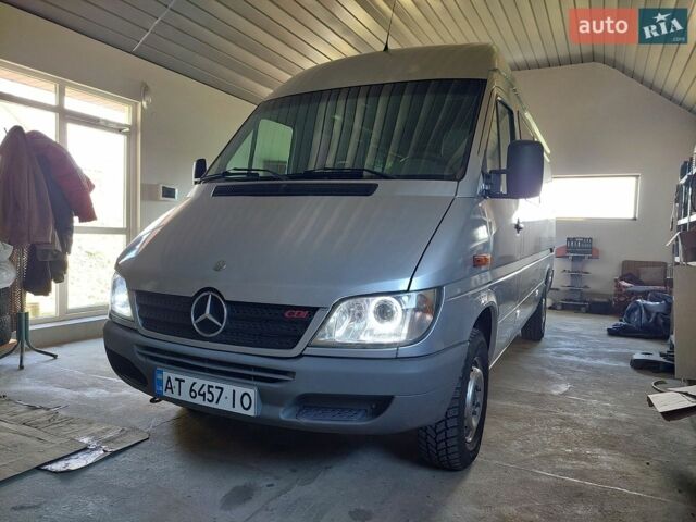 Сірий Мерседес Sprinter, об'ємом двигуна 2.69 л та пробігом 500 тис. км за 11000 $, фото 1 на Automoto.ua