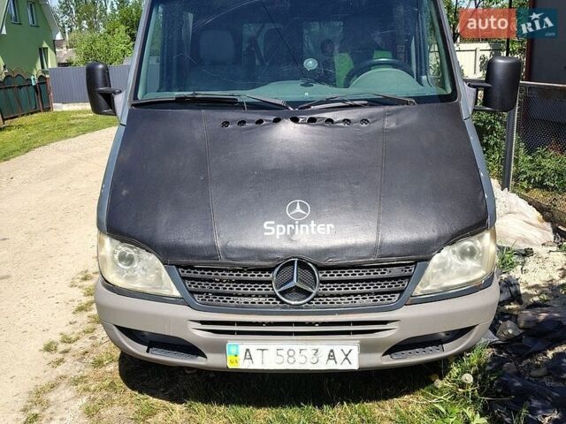 Сірий Мерседес Sprinter, об'ємом двигуна 2.2 л та пробігом 480 тис. км за 6000 $, фото 1 на Automoto.ua