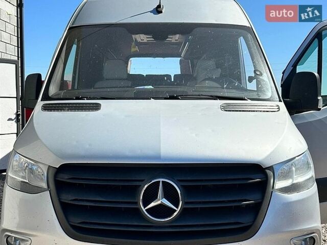 Серый Мерседес Sprinter, объемом двигателя 2.2 л и пробегом 600 тыс. км за 25500 $, фото 1 на Automoto.ua