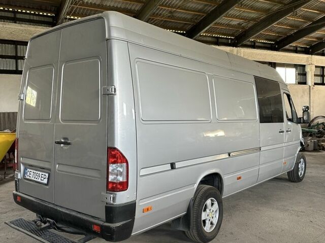 Серый Мерседес Sprinter, объемом двигателя 2.7 л и пробегом 500 тыс. км за 6475 $, фото 1 на Automoto.ua