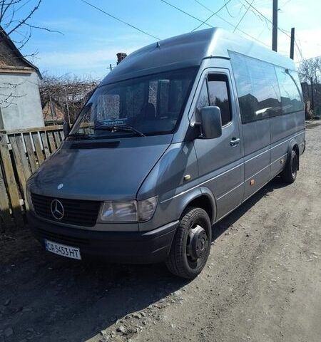 Серый Мерседес Sprinter, объемом двигателя 2.87 л и пробегом 250 тыс. км за 11300 $, фото 1 на Automoto.ua