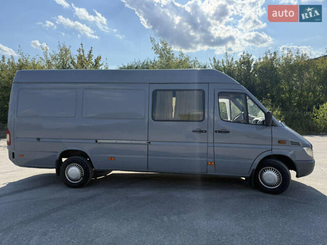 Сірий Мерседес Sprinter, об'ємом двигуна 2.69 л та пробігом 450 тис. км за 9500 $, фото 1 на Automoto.ua