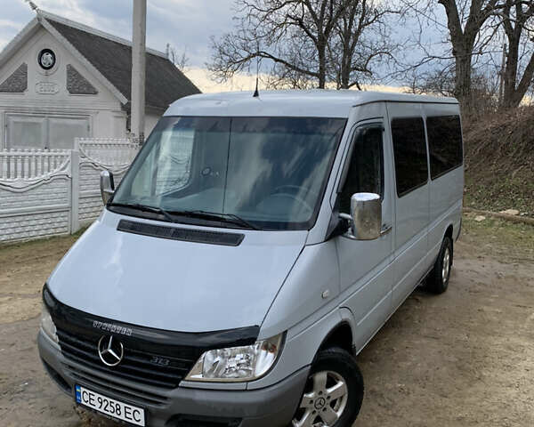 Серый Мерседес Sprinter, объемом двигателя 0 л и пробегом 294 тыс. км за 10800 $, фото 1 на Automoto.ua