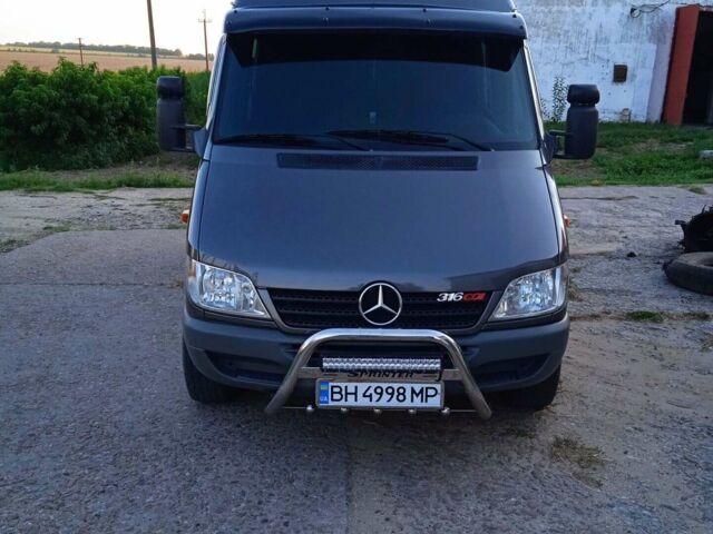 Серый Мерседес Sprinter, объемом двигателя 0 л и пробегом 500 тыс. км за 17100 $, фото 1 на Automoto.ua