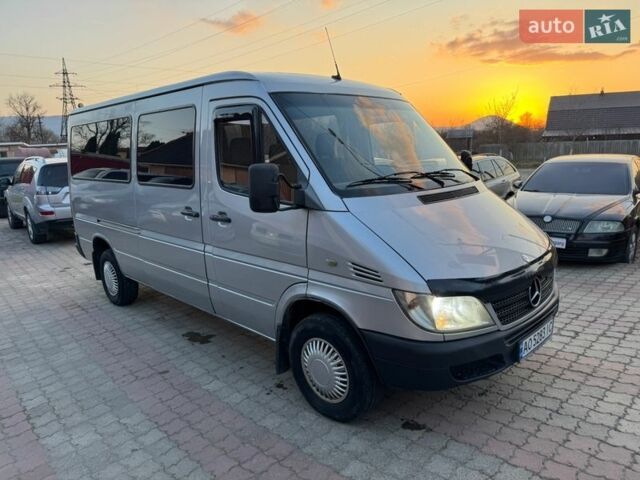 Серый Мерседес Sprinter, объемом двигателя 2.15 л и пробегом 301 тыс. км за 8300 $, фото 1 на Automoto.ua