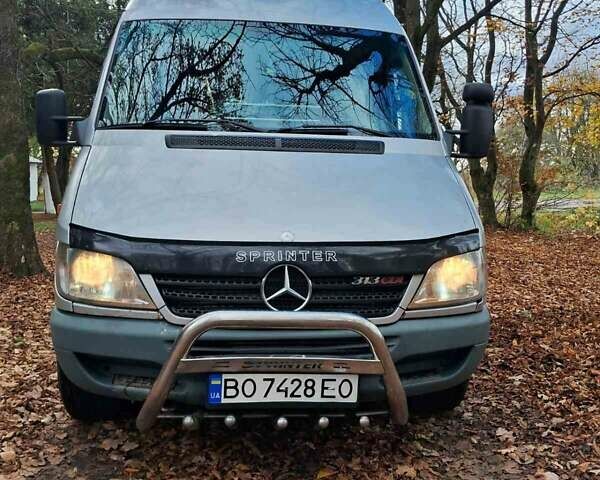 Мерседес Sprinter 2005 у Рогатине на Automoto.ua Сірий Мерседес Sprinter, об'ємом двигуна 2.2 л та пробігом 400 тис. км за 7200 $, фото 1 на Automoto.ua