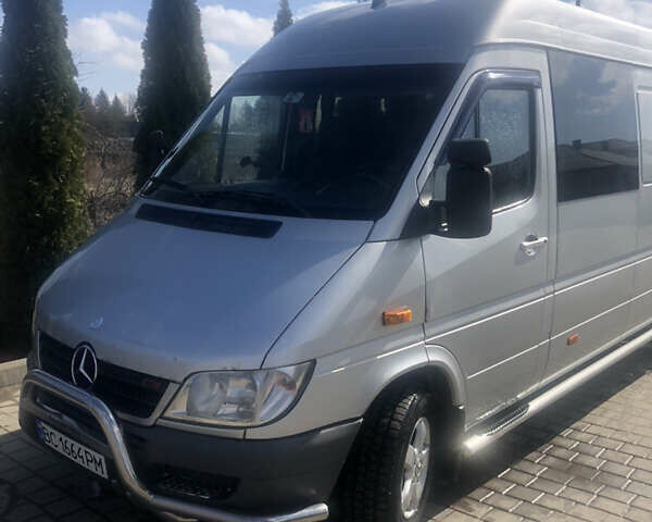 Сірий Мерседес Sprinter, об'ємом двигуна 0 л та пробігом 670 тис. км за 14500 $, фото 1 на Automoto.ua