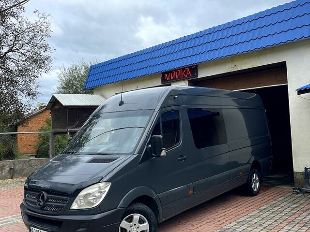 Серый Мерседес Sprinter, объемом двигателя 3 л и пробегом 520 тыс. км за 13500 $, фото 1 на Automoto.ua