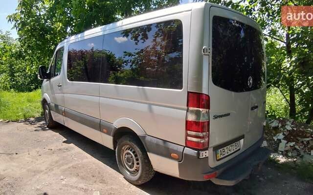 Серый Мерседес Sprinter, объемом двигателя 2.15 л и пробегом 470 тыс. км за 12000 $, фото 1 на Automoto.ua