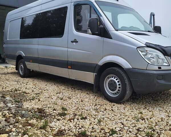 Сірий Мерседес Sprinter, об'ємом двигуна 2.99 л та пробігом 210 тис. км за 14500 $, фото 1 на Automoto.ua