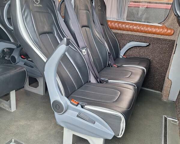 Сірий Мерседес Sprinter, об'ємом двигуна 2.2 л та пробігом 378 тис. км за 19756 $, фото 1 на Automoto.ua