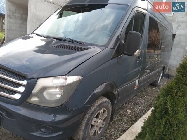 Серый Мерседес Sprinter, объемом двигателя 2.3 л и пробегом 200 тыс. км за 11000 $, фото 1 на Automoto.ua