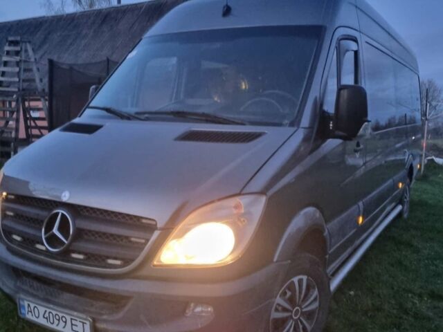 Сірий Мерседес Sprinter, об'ємом двигуна 2.14 л та пробігом 500 тис. км за 16545 $, фото 1 на Automoto.ua