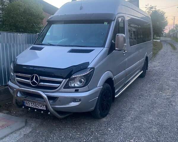 Серый Мерседес Sprinter, объемом двигателя 0 л и пробегом 573 тыс. км за 27700 $, фото 1 на Automoto.ua