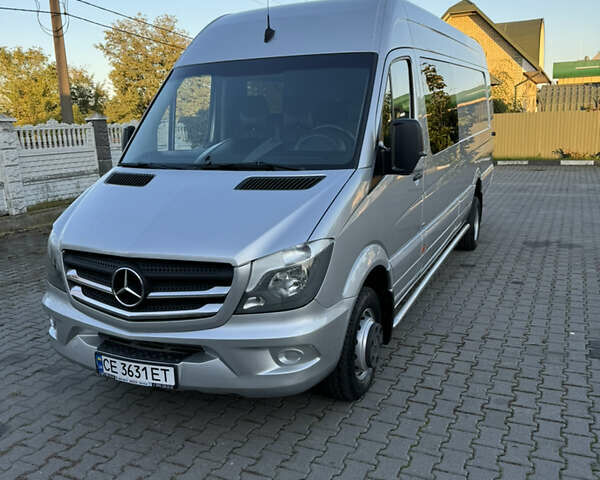 Серый Мерседес Sprinter, объемом двигателя 2.9 л и пробегом 535 тыс. км за 29700 $, фото 1 на Automoto.ua
