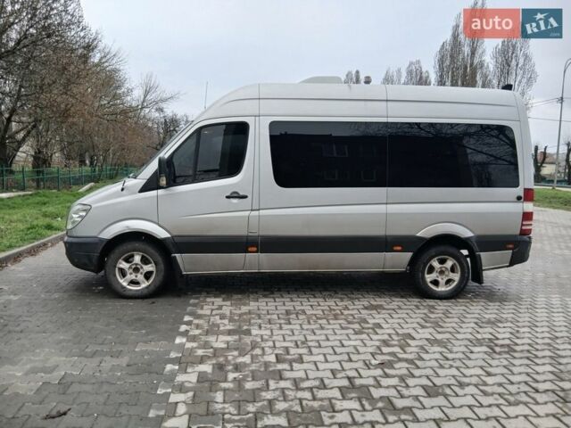 Серый Мерседес Sprinter, объемом двигателя 2.14 л и пробегом 375 тыс. км за 16000 $, фото 1 на Automoto.ua