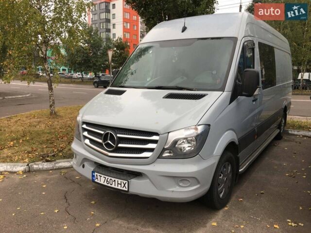 Сірий Мерседес Sprinter, об'ємом двигуна 3 л та пробігом 697 тис. км за 22900 $, фото 1 на Automoto.ua