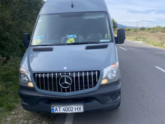 Серый Мерседес Sprinter, объемом двигателя 2.3 л и пробегом 445 тыс. км за 28000 $, фото 1 на Automoto.ua