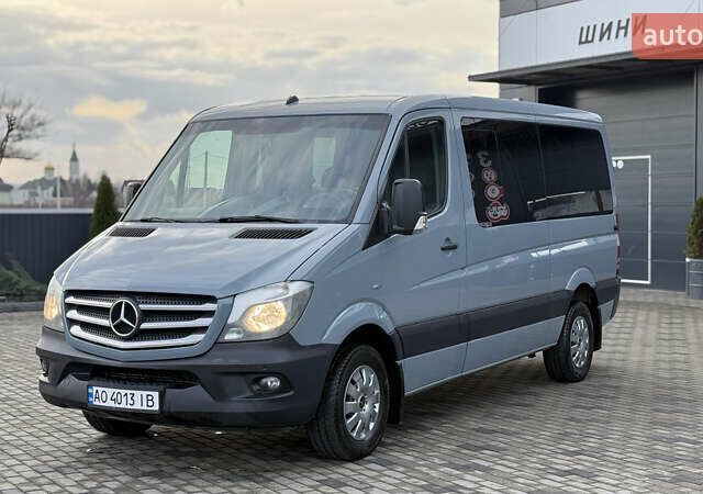 Серый Мерседес Sprinter, объемом двигателя 2.2 л и пробегом 404 тыс. км за 20950 $, фото 1 на Automoto.ua
