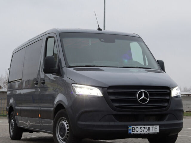 Серый Мерседес Sprinter, объемом двигателя 2.14 л и пробегом 520 тыс. км за 25000 $, фото 1 на Automoto.ua