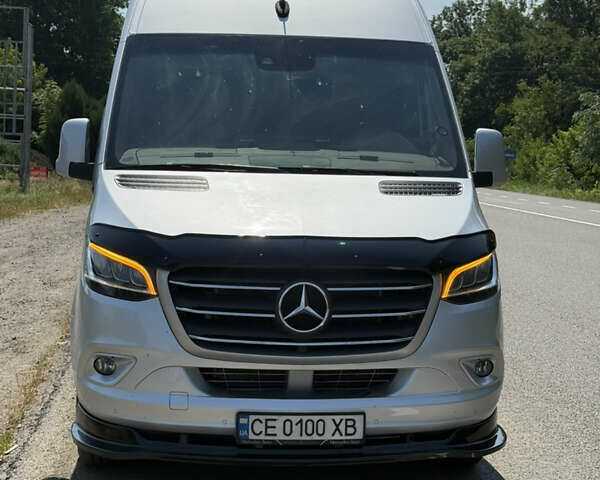 Сірий Мерседес Sprinter, об'ємом двигуна 2.99 л та пробігом 387 тис. км за 70872 $, фото 1 на Automoto.ua