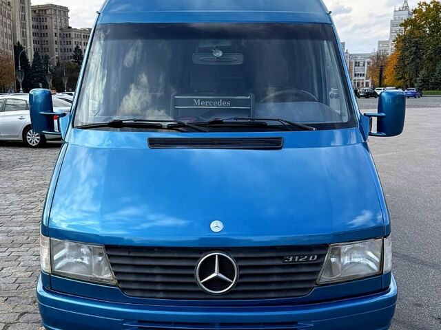 Мерседес Sprinter 1998 в Харькове на Automoto.ua Синий Мерседес Sprinter, объемом двигателя 2.9 л и пробегом 500 тыс. км за 9600 $, фото 1 на Automoto.ua
