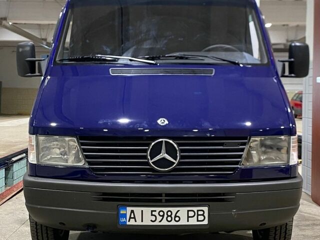 Синий Мерседес Sprinter, объемом двигателя 2.87 л и пробегом 312 тыс. км за 16000 $, фото 1 на Automoto.ua