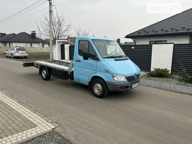 Синий Мерседес Sprinter, объемом двигателя 2.15 л и пробегом 315 тыс. км за 12500 $, фото 1 на Automoto.ua