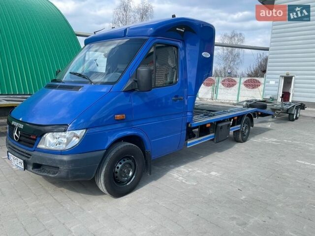 Синий Мерседес Sprinter, объемом двигателя 2.69 л и пробегом 400 тыс. км за 11500 $, фото 1 на Automoto.ua