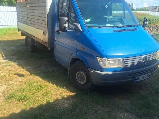 Синий Мерседес Sprinter, объемом двигателя 2.87 л и пробегом 656 тыс. км за 7000 $, фото 1 на Automoto.ua