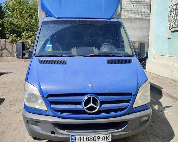Синий Мерседес Sprinter, объемом двигателя 3.22 л и пробегом 750 тыс. км за 15300 $, фото 1 на Automoto.ua