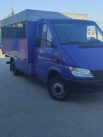 Синий Мерседес Sprinter, объемом двигателя 2.3 л и пробегом 815 тыс. км за 8300 $, фото 1 на Automoto.ua