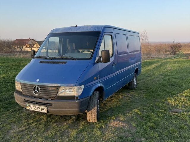 Синій Мерседес Sprinter, об'ємом двигуна 2.3 л та пробігом 660 тис. км за 3550 $, фото 1 на Automoto.ua