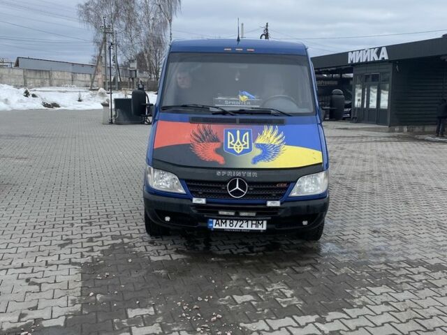 Синий Мерседес Sprinter, объемом двигателя 2.1 л и пробегом 411 тыс. км за 8700 $, фото 1 на Automoto.ua