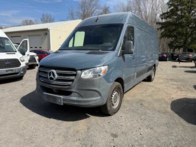 Синий Мерседес Sprinter, объемом двигателя 3 л и пробегом 41 тыс. км за 15600 $, фото 1 на Automoto.ua