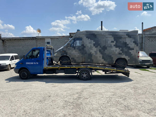 Синій Мерседес Sprinter, об'ємом двигуна 2.7 л та пробігом 300 тис. км за 15500 $, фото 1 на Automoto.ua