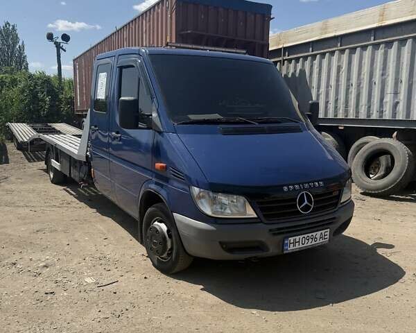 Синий Мерседес Sprinter, объемом двигателя 2.69 л и пробегом 600 тыс. км за 18500 $, фото 1 на Automoto.ua