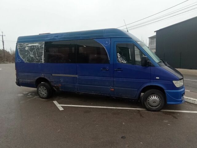 Синий Мерседес Sprinter, объемом двигателя 2.9 л и пробегом 400 тыс. км за 6299 $, фото 1 на Automoto.ua